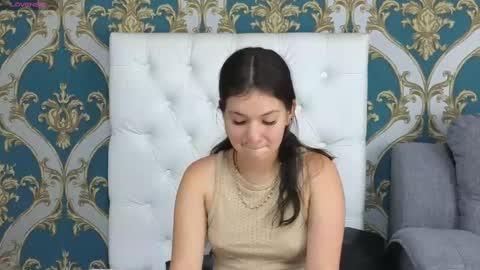 lilimini online show from 12/27/24, 01:43