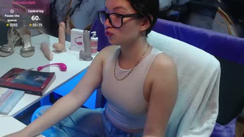 lilimini online show from 03/08/25, 07:20