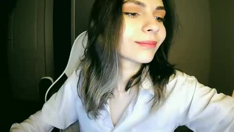 lilirose online show from 12/26/24, 01:43