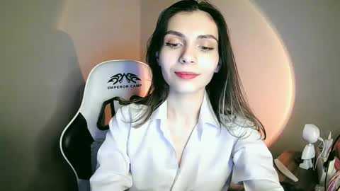 lilirose online show from 12/30/24, 07:32