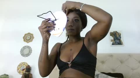 Snapshot of lilit_kyteler chatting on 02/19/25, 07:27 Lilit Kyteler online show from 02/19/25, 07:27