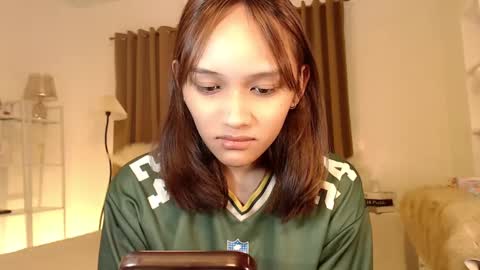 Snapshot of lilit_sensual chatting on 03/11/25, 06:32 Chloe online show from 03/11/25, 06:32