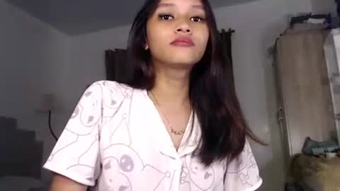 Snapshot of lilit_sensual chatting on 09/22/25, 02:57 Chloe online show from 09/22/25, 02:57