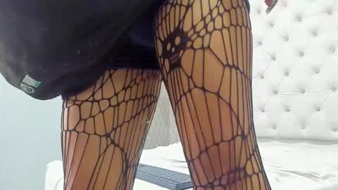 Snapshot of lilith1505 chatting on 02/25/26, 02:59 lilith1505 online show from 02/25/26, 02:59