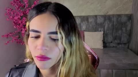 Snapshot of lilith4_s chatting on 10/24/25, 08:16 Lilith online show from 10/24/25, 08:16