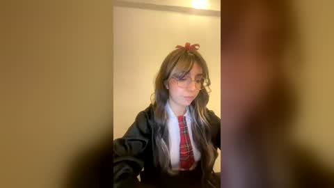 Snapshot of lilith_3r chatting on 07/05/26, 04:07 Lilith online show from 07/05/26, 04:07