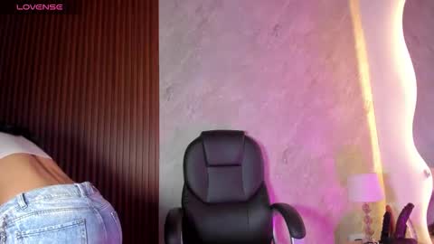 Lilith Rosse online show from 09/20/25, 12:28