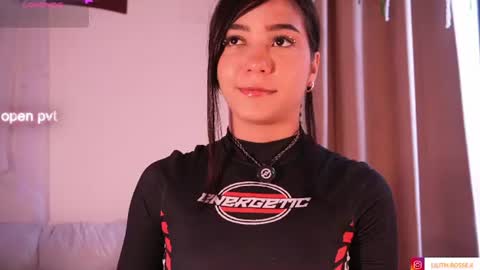 Snapshot of lilith__rosse chatting on 07/14/26, 03:07 Lilith Rosse online show from 07/14/26, 03:07