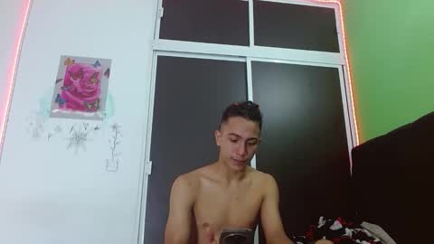 Snapshot of lilith_and_marcusblain chatting on 09/14/25, 09:03 Lili  Marcus online show from 09/14/25, 09:03