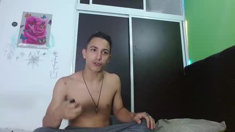 Snapshot of lilith_and_marcusblain chatting on 09/22/25, 10:23 Lili  Marcus online show from 09/22/25, 10:23