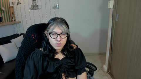 Snapshot of lilith_ayanami chatting on 05/30/26, 11:51 lilith online show from 05/30/26, 11:51