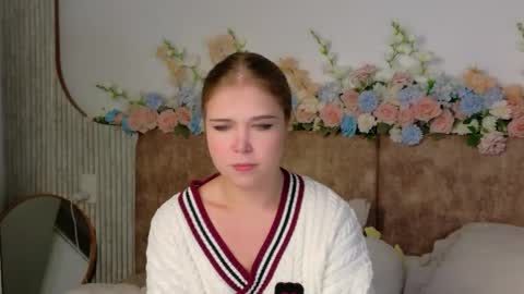 Snapshot of lilith_bonheur chatting on 04/28/26, 02:33 Lilith Bonheur online show from 04/28/26, 02:33