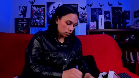 Snapshot of lilith_deveraux_ chatting on 04/20/26, 03:48 MISTRESS LILITH online show from 04/20/26, 03:48