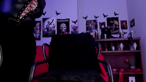 Snapshot of lilith_deveraux_ chatting on 06/20/26, 05:38 MISTRESS LILITH online show from 06/20/26, 05:38