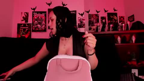 Snapshot of lilith_deveraux_ chatting on 07/10/26, 03:14 MISTRESS LILITH online show from 07/10/26, 03:14