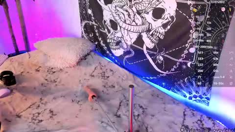 Snapshot of lilith_jovovich chatting on 03/08/25, 06:21 online show from 03/08/25, 06:21