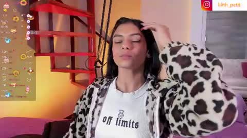 Lili petit  online show from 06/11/26, 12:32