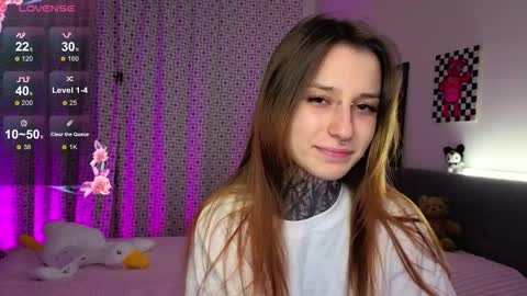 lilith_poison online show from 10/19/25, 06:08