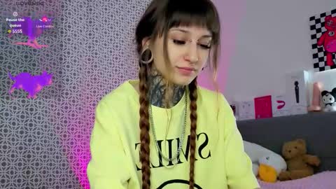 lilith_poison online show from 02/01/26, 06:06