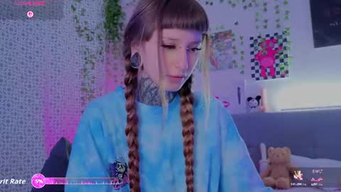 Snapshot of lilith_poison chatting on 07/18/26, 09:07 lilith_poison online show from 07/18/26, 09:07