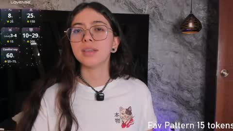 Snapshot of lilith_rosse6 chatting on 04/15/26, 02:02 lilith_rosse6 online show from 04/15/26, 02:02