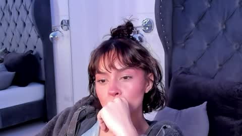 Snapshot of lilith_selene chatting on 04/03/26, 07:17 lilith_selene online show from 04/03/26, 07:17