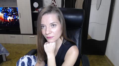 lilith small21 online show from 12/10/24, 09:12