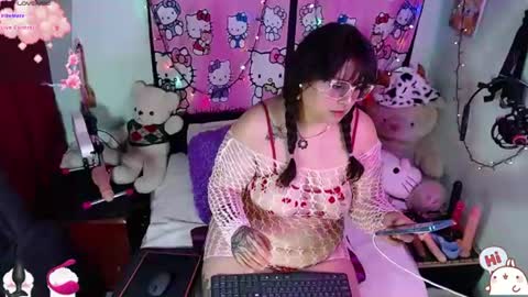 Snapshot of lilith_tyler chatting on 07/16/26, 02:50 lilith_tyler online show from 07/16/26, 02:50