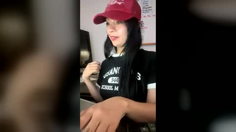 Snapshot of lilith_vanellope chatting on 07/01/26, 06:18 lilith online show from 07/01/26, 06:18