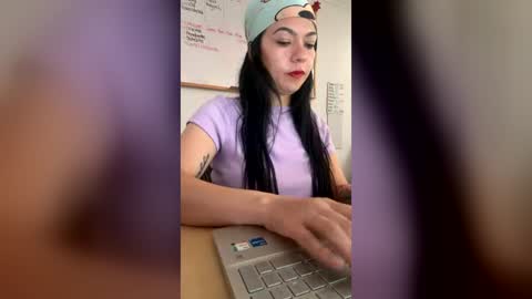 Snapshot of lilith_vanellope chatting on 07/23/26, 04:27 lilith online show from 07/23/26, 04:27