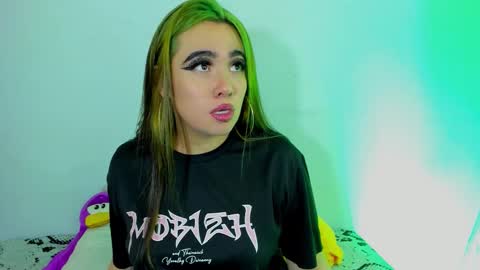 Snapshot of lilith_zenith20 chatting on 11/16/25, 03:56 Lilith online show from 11/16/25, 03:56