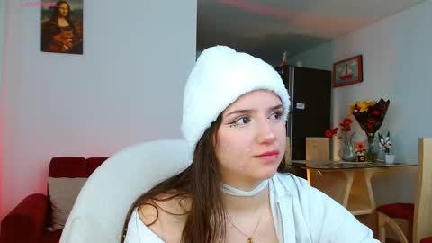 Abril  online show from 12/16/25, 01:16