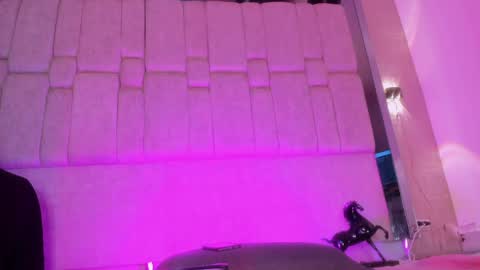 Welcome to Lilith room online show from 05/23/26, 04:07