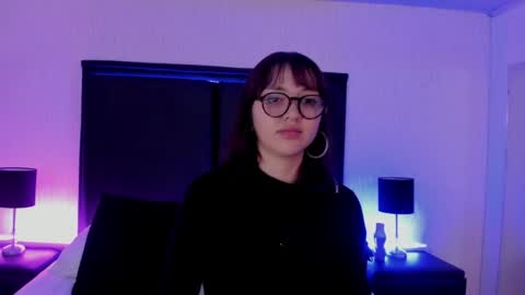 Snapshot of lilithbluum chatting on 04/19/26, 04:06 LilithBluum online show from 04/19/26, 04:06