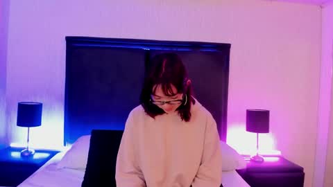 Snapshot of lilithbluum chatting on 04/21/26, 11:16 LilithBluum online show from 04/21/26, 11:16