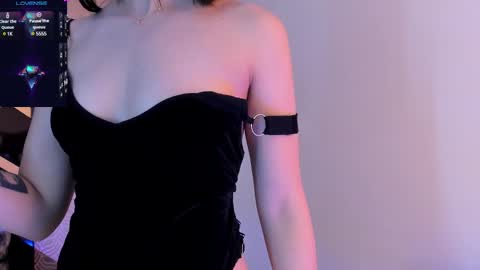 Snapshot of lilithcary chatting on 03/02/25, 12:42 Lilith online show from 03/02/25, 12:42