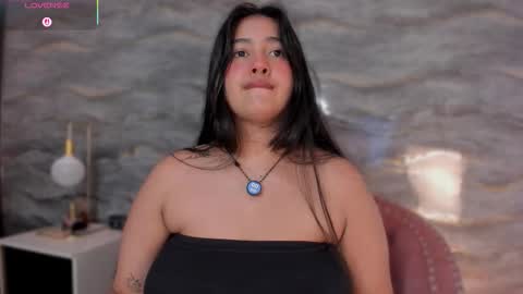 lilithcb_ online show from 11/22/25, 09:36