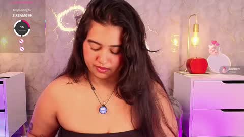 lilithcb_ online show from 11/27/25, 09:50