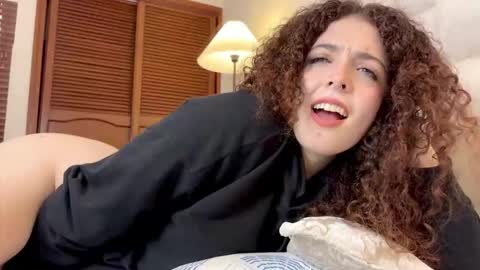 Snapshot of lilithdoeyes chatting on 02/06/26, 03:37 Lilith online show from 02/06/26, 03:37