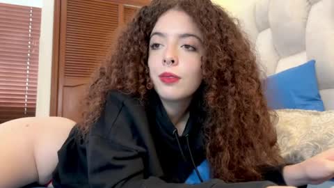 Snapshot of lilithdoeyes chatting on 03/31/26, 02:50 Lilith online show from 03/31/26, 02:50