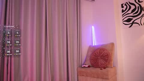 Snapshot of lilithhfosterr chatting on 02/15/25, 12:04 Lili online show from 02/15/25, 12:04