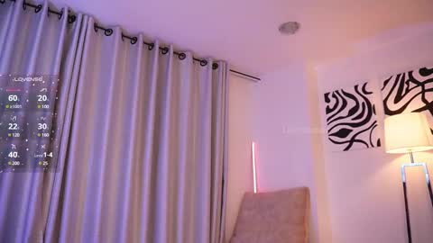 Snapshot of lilithhfosterr chatting on 02/15/25, 11:58 Lili online show from 02/15/25, 11:58