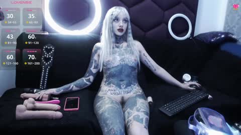 Tifon Mary - Indepent model  online show from 01/09/25, 12:25
