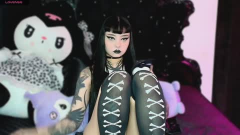 Snapshot of lilithmoon666 chatting on 04/14/26, 12:22 online show from 04/14/26, 12:22
