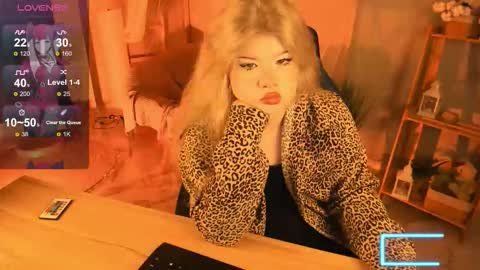 Snapshot of lilithnelson chatting on 09/11/25, 06:52 LilithNelson online show from 09/11/25, 06:52