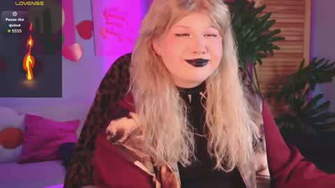 LilithNelson online show from 04/10/26, 01:11