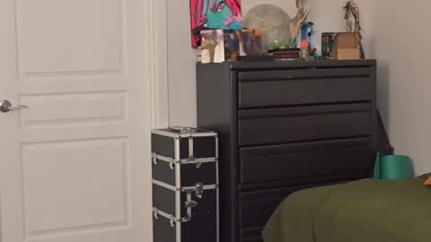 L online show from 12/27/24, 07:57