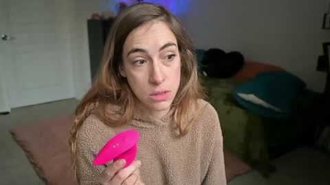 L online show from 02/07/25, 02:58