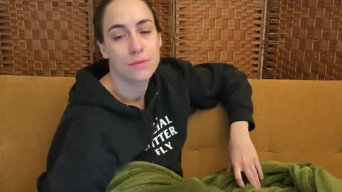 L online show from 02/07/26, 01:59