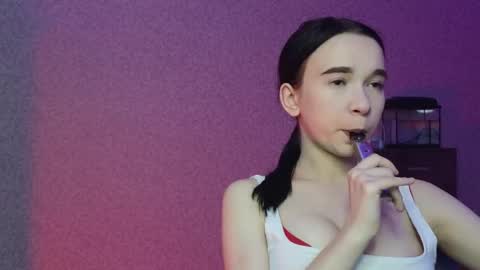 Snapshot of lilithstrangfor chatting on 04/14/26, 08:59 lilithstrangfor online show from 04/14/26, 08:59